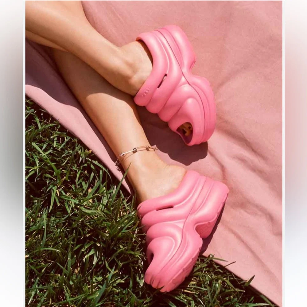 UGG Women's Pink Sandals